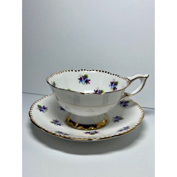 Sweet Violets Cup and Saucer by Royal Stafford 1950s Teacup with Purple Violets - Picture 2 of 10